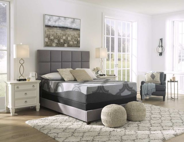 Sierra Sleep® by Ashley® 1100 Hybrid Firm Tight Top Queen Mattress in a Box-9