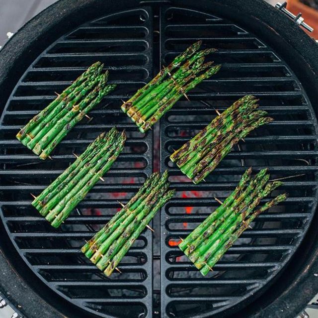 Kamado Joe® Classic Joe® 18" Black Grill Grate-1