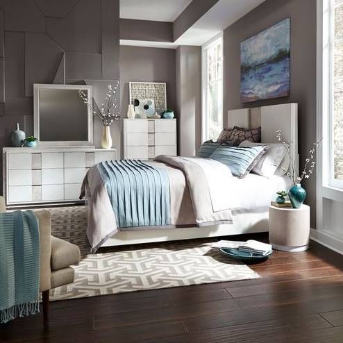 Liberty Furniture Mirage 4-Piece Wire Brushed White Bedroom Set-0