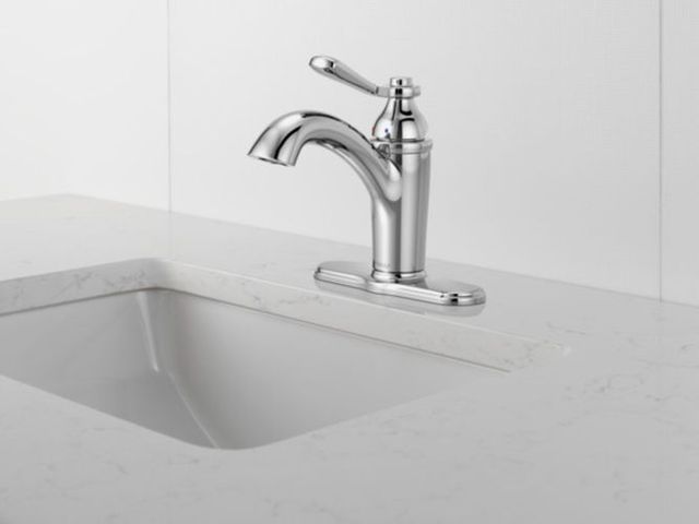 Peerless Elmhurst® Chrome Single Handle Bathroom Faucet-3