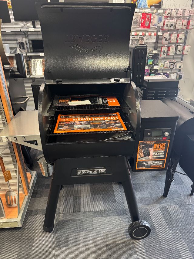 Traeger Pellet Grill-1