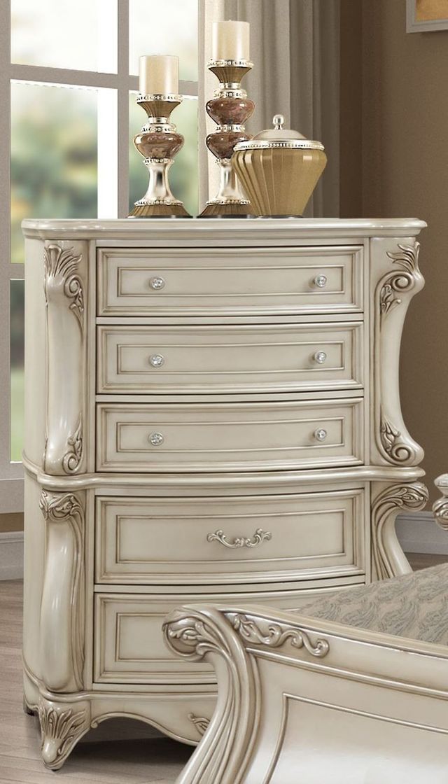New Classic® Home Furnishings Monique 5-Piece White Queen Bedroom Set-3