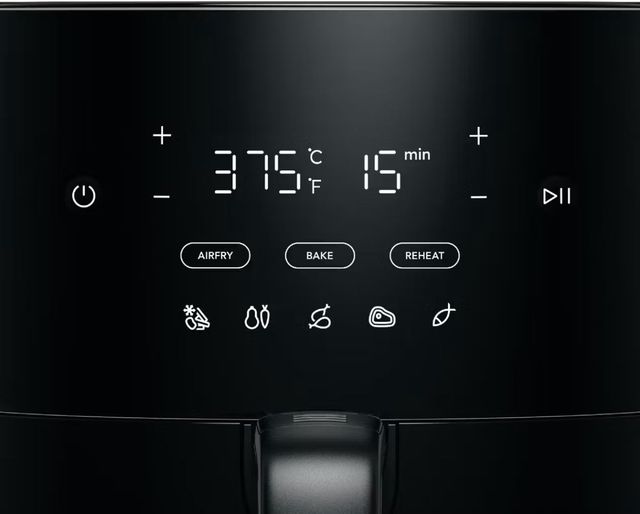 Frigidaire® 5.3 Quart Black Air Fryer-3