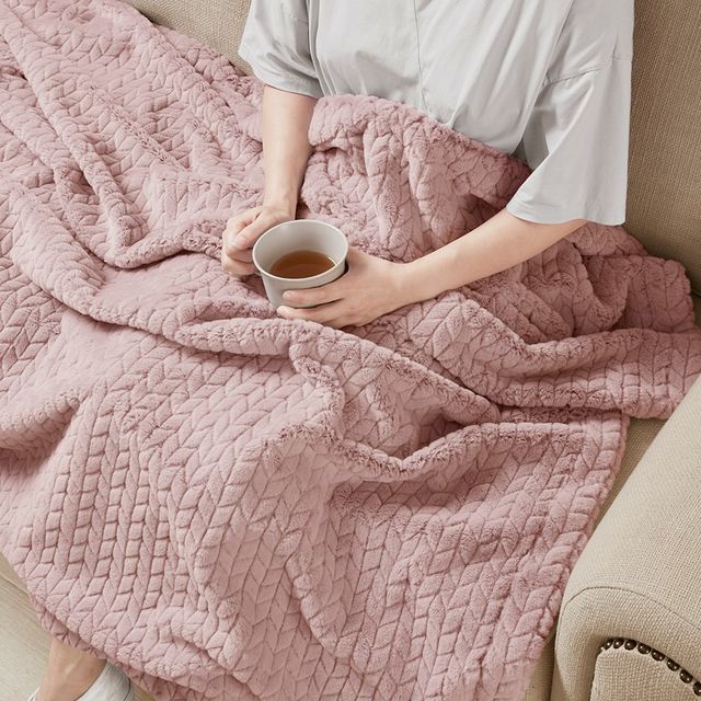 Olliix by Madison Park Olivia Blush Carved Serengeti Fur Throw-4