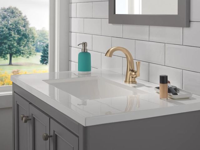 Delta Stryke® Lumicoat® Champagne Bronze 7" Single Lever Handle Bathroom Faucet-3