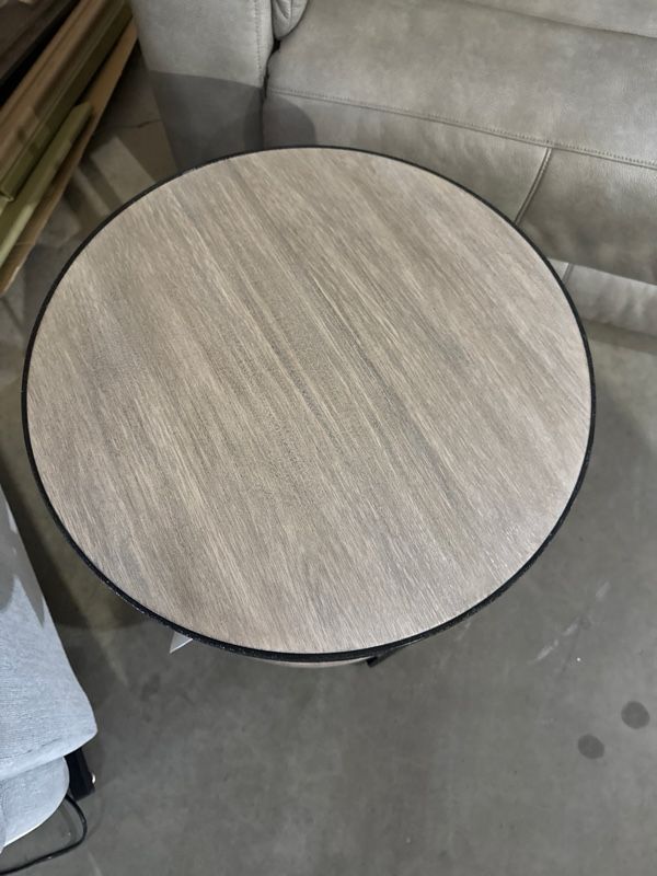 Clearance Flexsteel® Compass Gunmetal/Whitewash Chairside Table-1