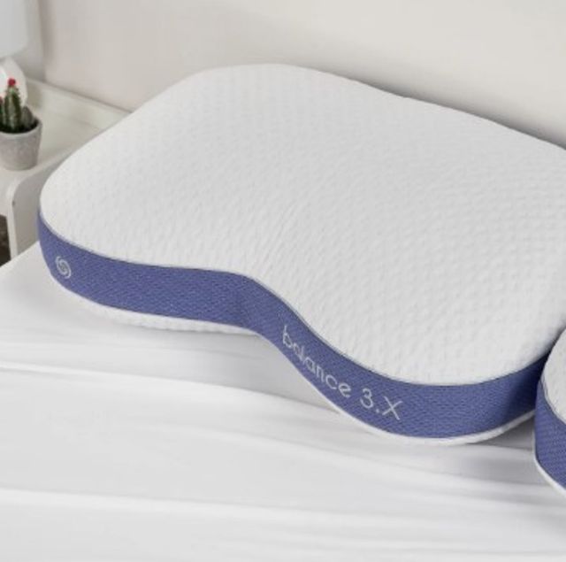 BEDGEAR® Balance 3.X Medium Cuddle Curve Bed Pillow-1