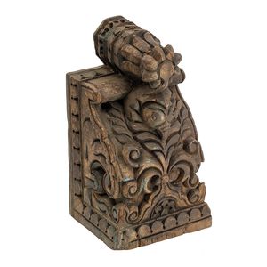 Click to view more images of the product.