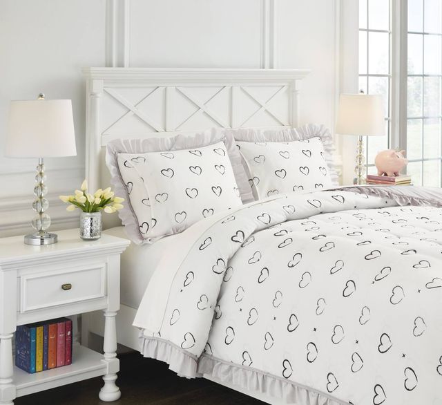 Signature Design by Ashley® Hartlen Gray/White Full Comforter Set-4
