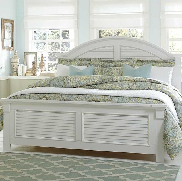 Liberty Furniture Summer House I Oyster White Queen Panel Bed-1