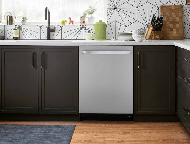 LG 24 Stainless Steel Built In Top Control Dishwasher