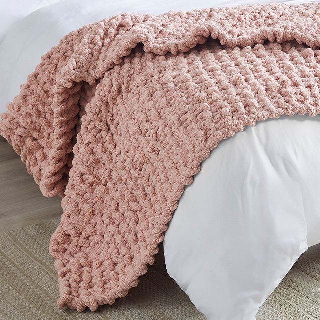 Olliix by Madison Park Chenille Chunky Knit Blush Throw-2