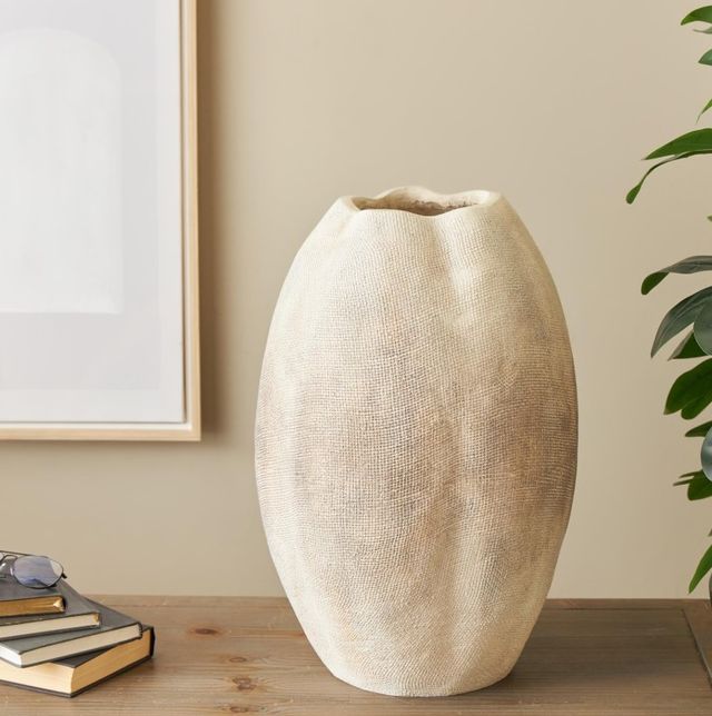 Deco Marche Cream 20" Vase with Checkered Patterns-2