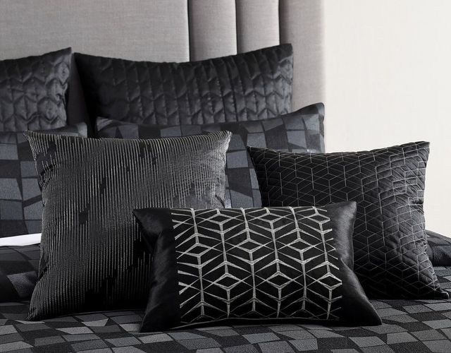Hallmart Collectibles Ritzy 10-Piece King Comforter Set-3