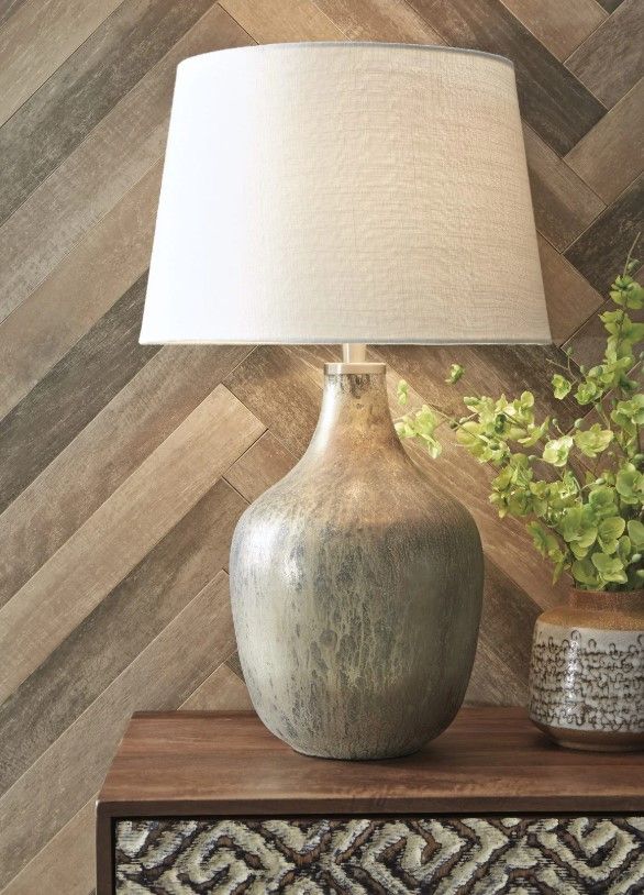 Signature Design by Ashley® Mari Gray/Gold Glass Table Lamp-3