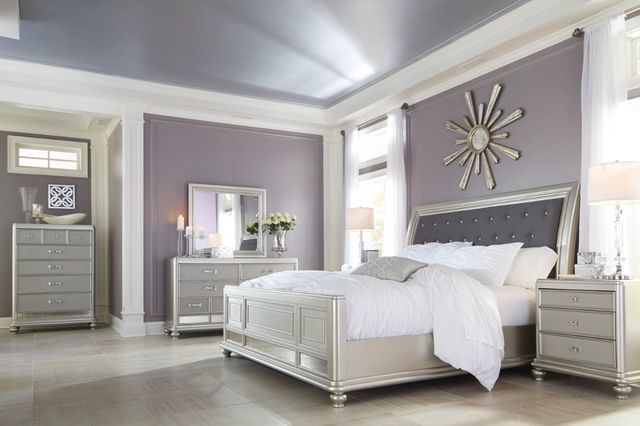 Signature Design by Ashley® Coralayne 2-Piece Silver King Sleigh Bed Set-3