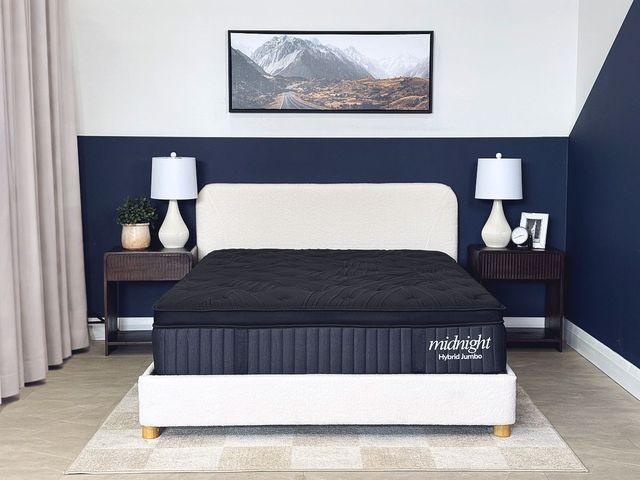 Dreamstar Bedding Hybrid Collection Midnight 14" Hybrid Jumbo Plush Euro Top King Split Head Mattress in a Box-1