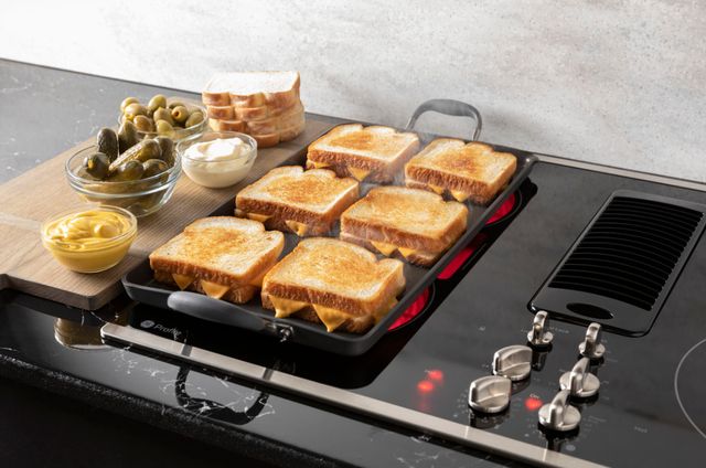 Downdraft Cooktop Pulling Smoke Downdraft Cooktop Pulling Smoke