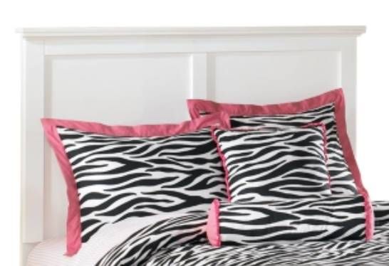 Signature Design by Ashley® Bostwick Shoals 5-Piece White Full Panel Headboard Set-1