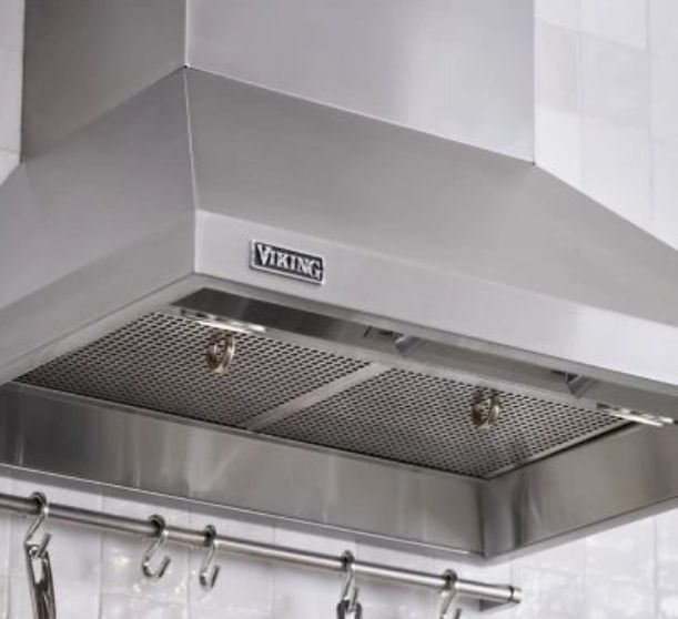 Viking® 3 Series 30" Valentine Chimney Wall Hood with Standard Ventilator-3