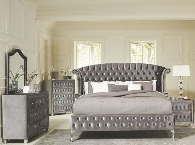 Coaster® Deanna 4-Piece Silver Grey Queen Upholstered Bedroom Set-0