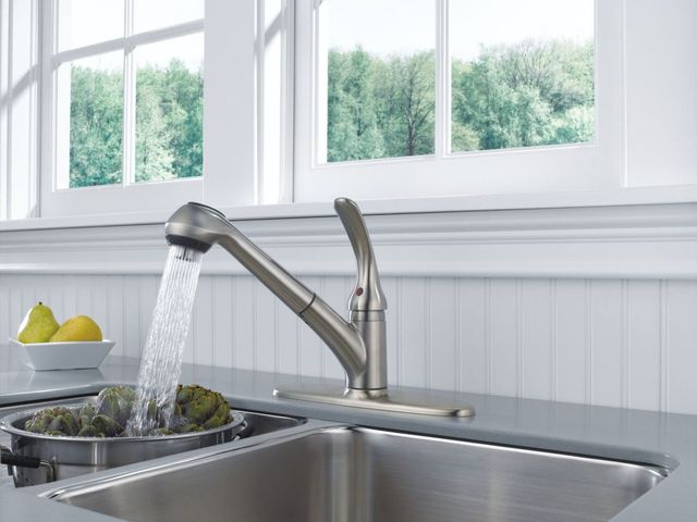 Delta Foundations® Stainless Single Handle Kitchen Faucet-1