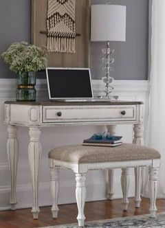 Liberty Furniture Magnolia Manor 2-Piece Antique White/Weathered Bark Vanity Set