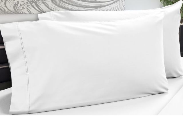 DreamFit® DreamChill™ Bamboo Rich White King Pillow Case-0