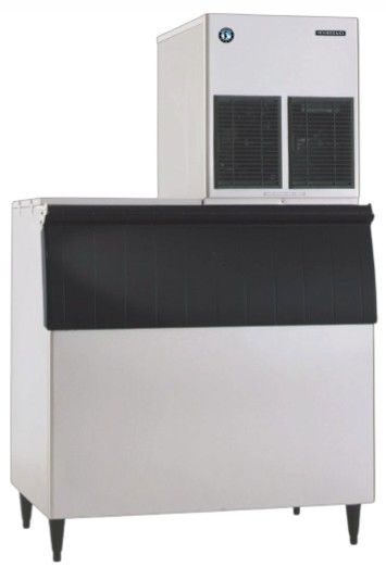 Hoshizaki Cubelet 22" 890 lb. Stainless Steel Air-Cooled Modular Icemaker-1