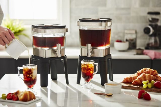 KitchenAid® 38 Oz Stainless Steel Cold Brew Coffee Maker-2