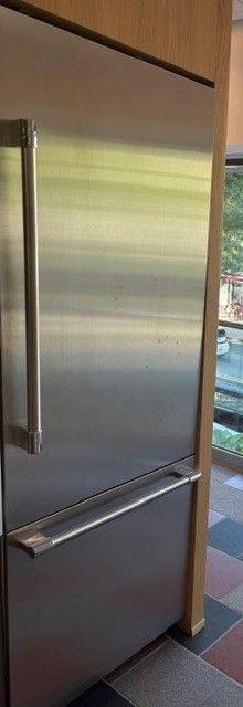 Thermador® Freedom® 30 in. 16.0 Cu. Ft. Stainless Steel Built-In Bottom Freezer Refrigerator-0