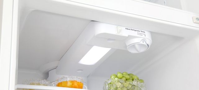 Crosley® 30 in. 18.3 Cu. Ft. Stainless Look Top Freezer Refrigerator-4