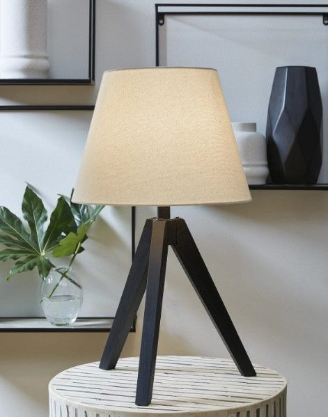 Signature Design by Ashley® Laifland 2-Piece Black Table Lamp Set-4