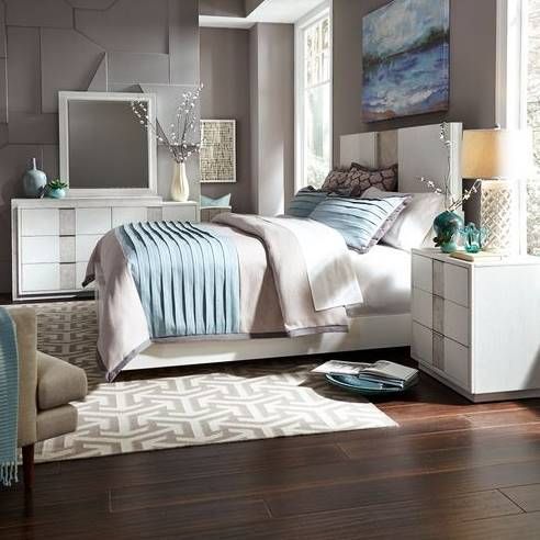 Liberty Furniture Mirage 4-Piece Wire Brushed White Bedroom Set-0