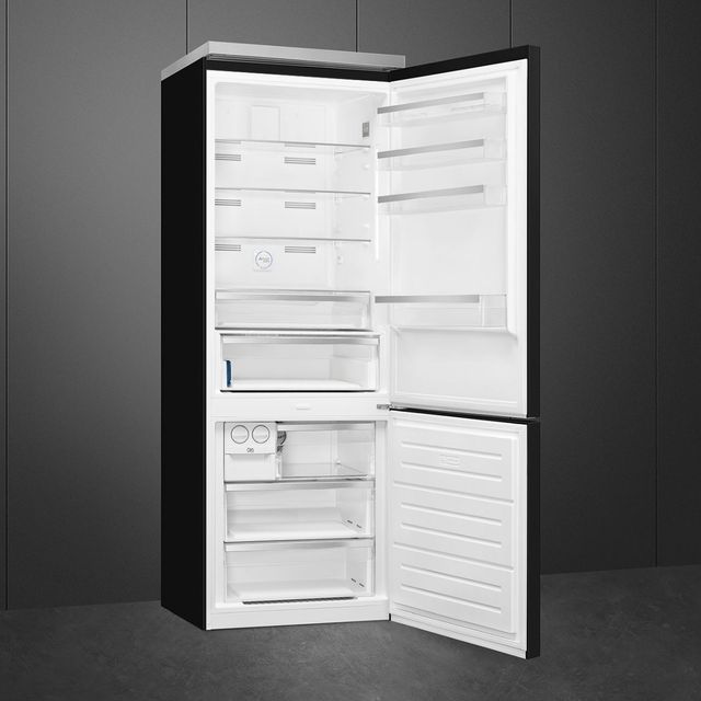 Smeg Portofino  28 in. 18.0 Cu. Ft. Black Bottom Freezer Refrigerator-2