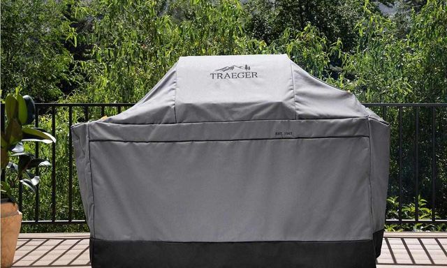 Traeger® Ironwood Grill Cover-4
