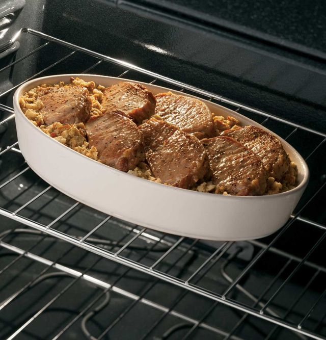 GE® 30" White Freestanding Electric Range-7