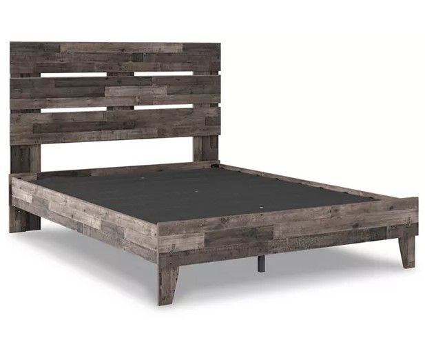 Signature Design by Ashley® Neilsville 3-Piece Multi Gray Queen Platform Bed Set-1