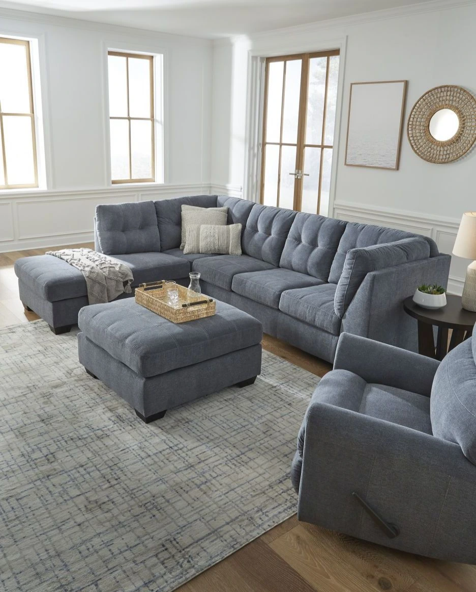 Maier Charcoal Left Arm Facing Chaise End Sectional Maier 2-Piece - Main Image