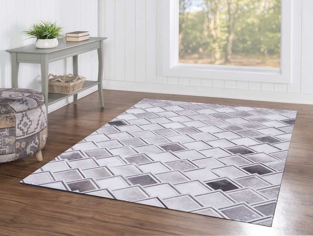 Linon Laredo Fortin 5'x7' Area Rug-1