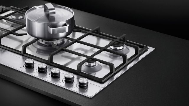Fisher & Paykel Series 7 36" Stainless Steel Liquid Propane Cooktop-6