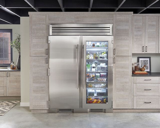 True® 24" 12.4 Cu. Ft. Stainless Steel Column Freezer-3