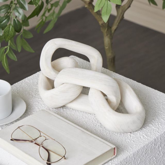 Deco Marche Cream Chain 4-Link Sculpture-3