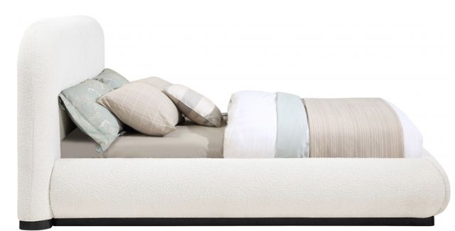 Meridian Furniture Vaughn Cream/Black Queen Boucle Fabric Upholstered Panel Bed-2