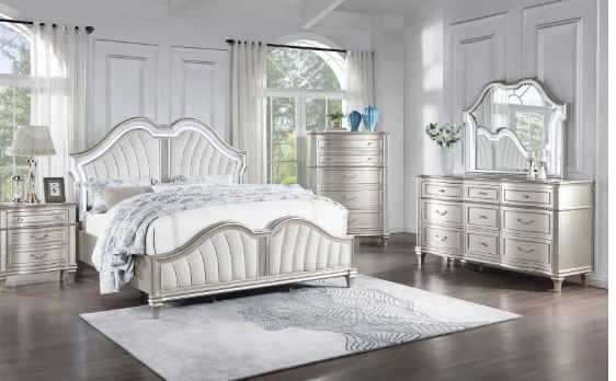 Coaster® Evangeline 5-Piece Silver Oak Queen Bedroom Set-0