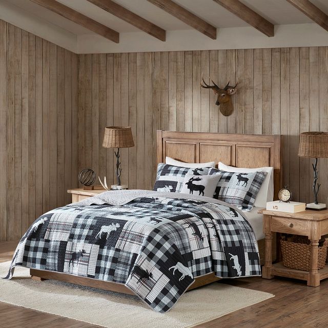 Olliix by Woolrich Sweetwater 4 Piece Black/Grey Full/Queen Oversized Quilt Set-0