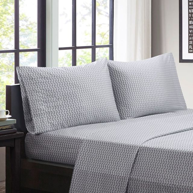 Olliix by Intelligent Design Grey Full Chevron Printed Microfiber Sheet Set-1