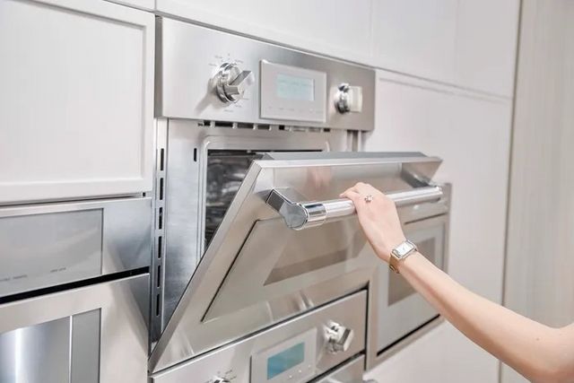 Thermador® Professional 30" Stainless Steel Electric Speed Oven-3