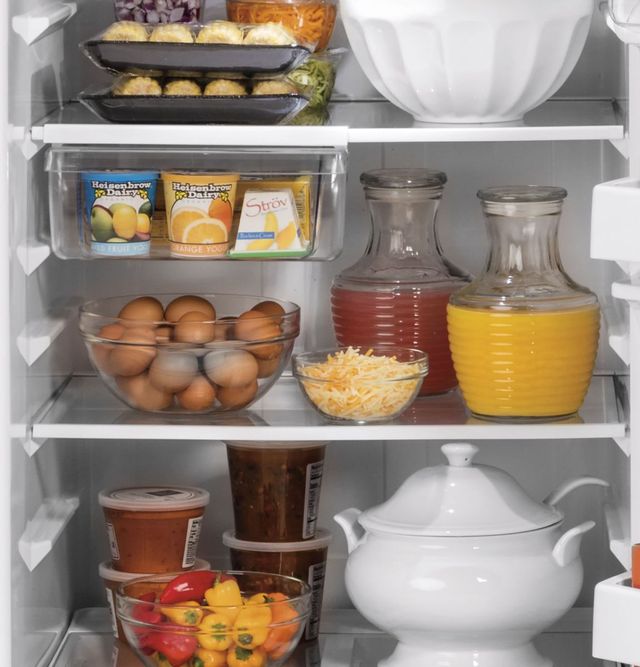 GE® 28" 17.5 Cu. Ft. Fingerprint Resistant Stainless Steel Freestanding Top-Freezer Refrigerator (Factory Blemish)-3