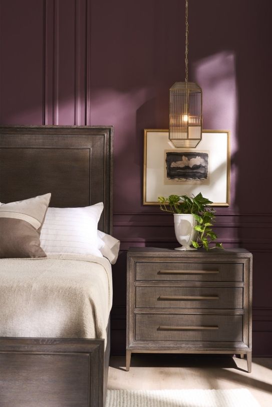 Universal Explore Home™ Montclair Cocoa Case 32" Nightstand-1